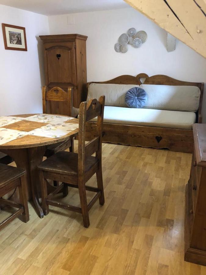 Les Appartements Du Koifhus Colmar Esterno foto